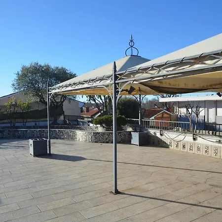 Lägenhet Due Torri Terrace Noale
