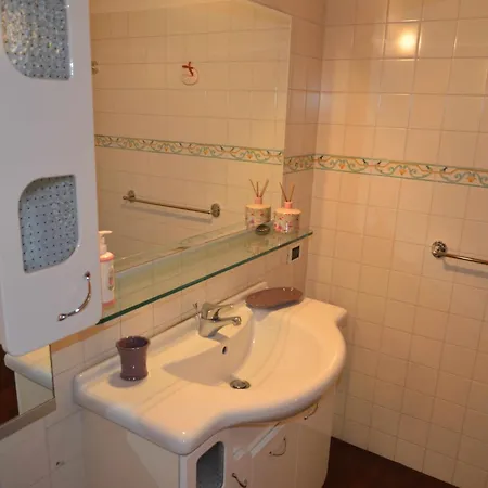 Due Torri Terrace アパート ノアーレ