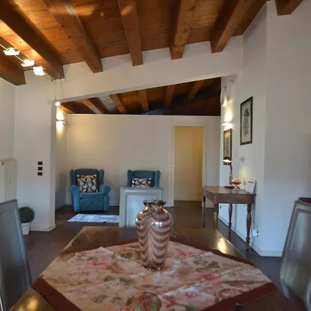 Due Torri Terrace Apartment