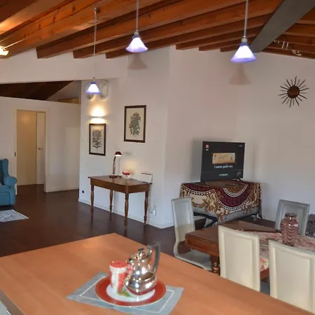 Due Torri Terrace Apartment *